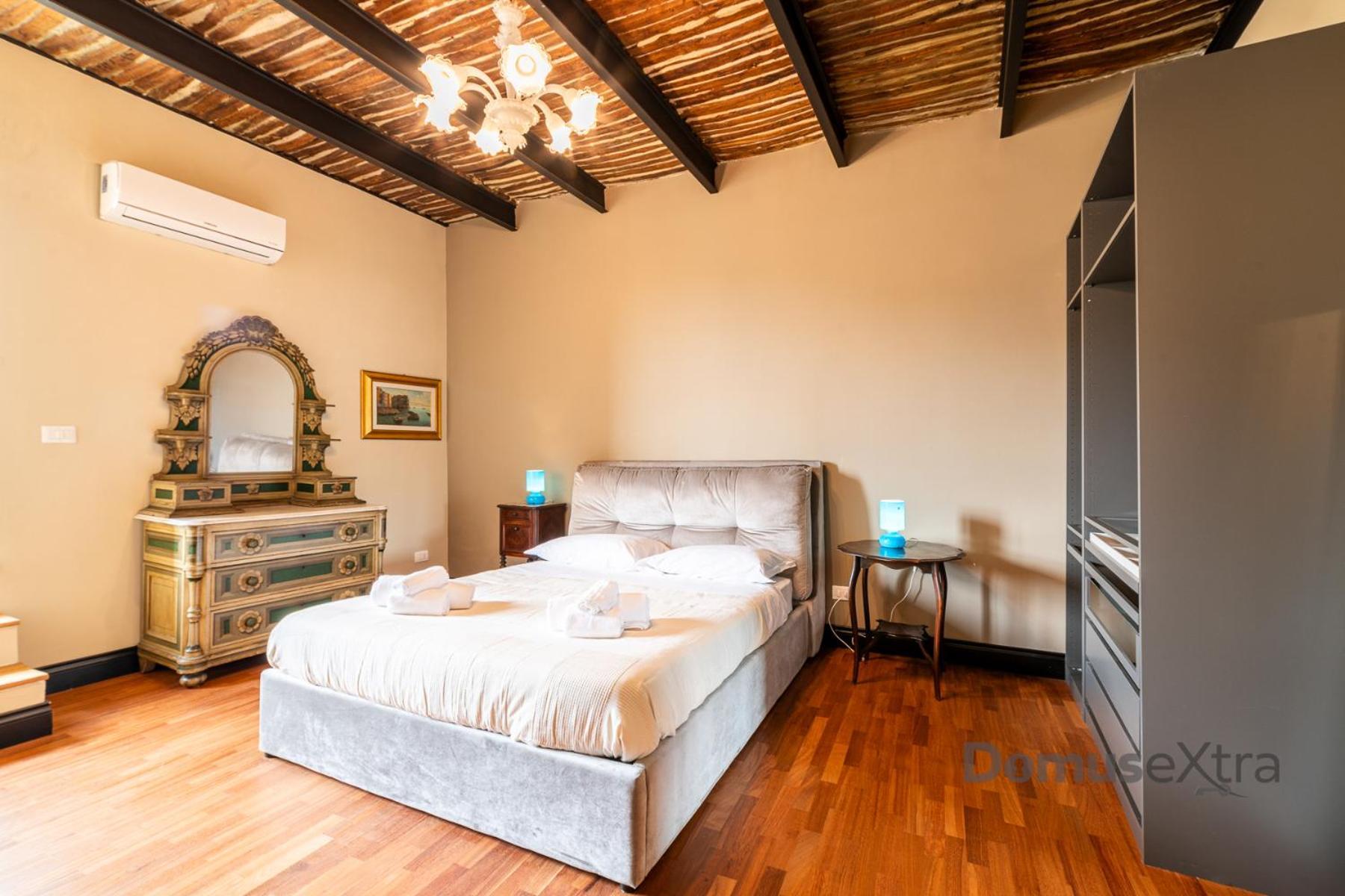 Gramsci Relais By Domusextra Apartment Naples Luaran gambar